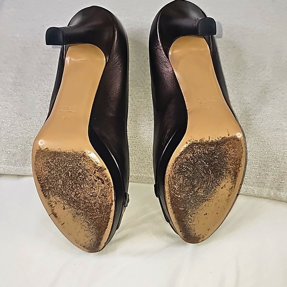 GUCCI 100% Authentic Horsebit Accent Leather High Heels Shoes, Size 9B - Picture 13 of 17